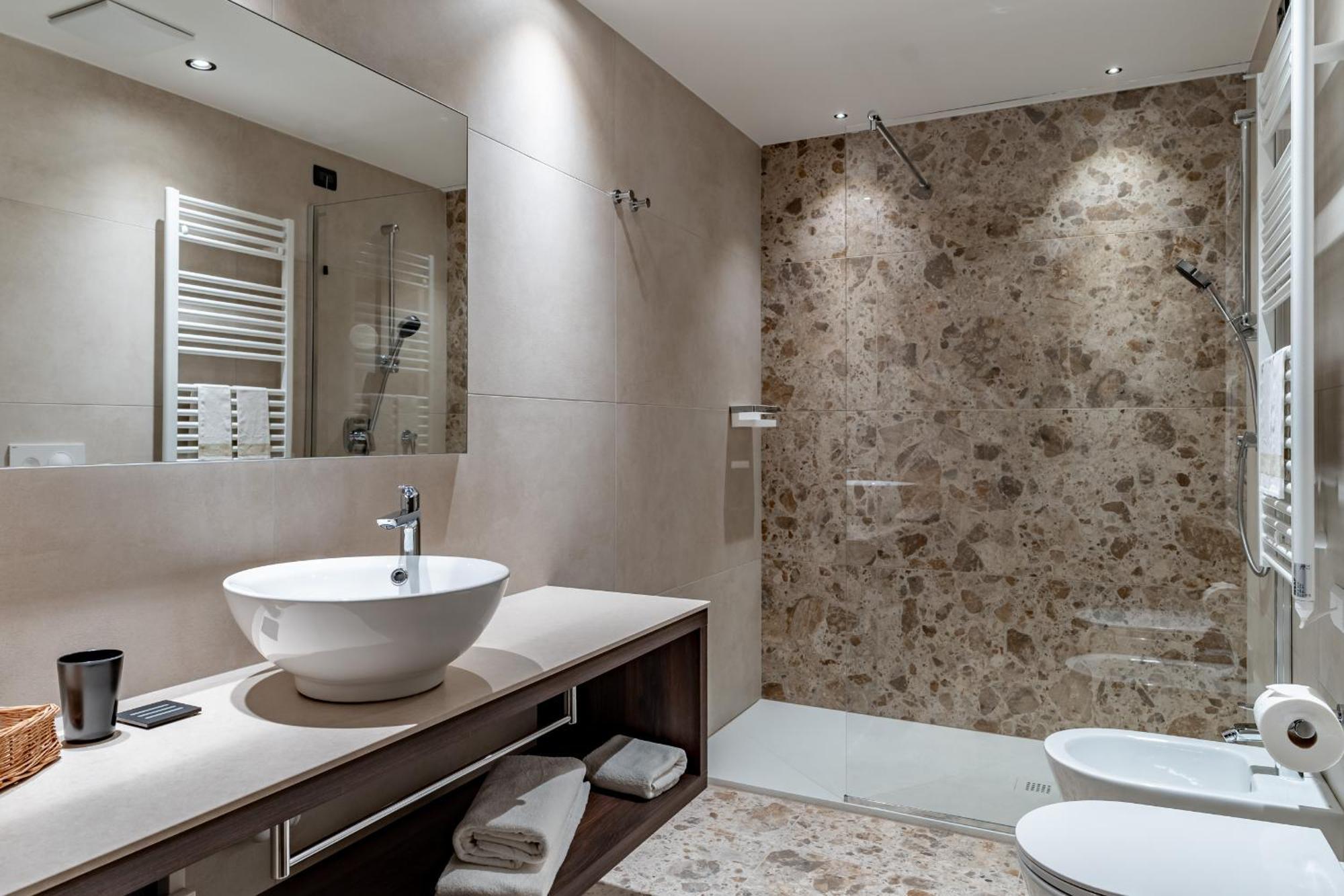 Hotel Ariston Levico Terme Exterior photo
